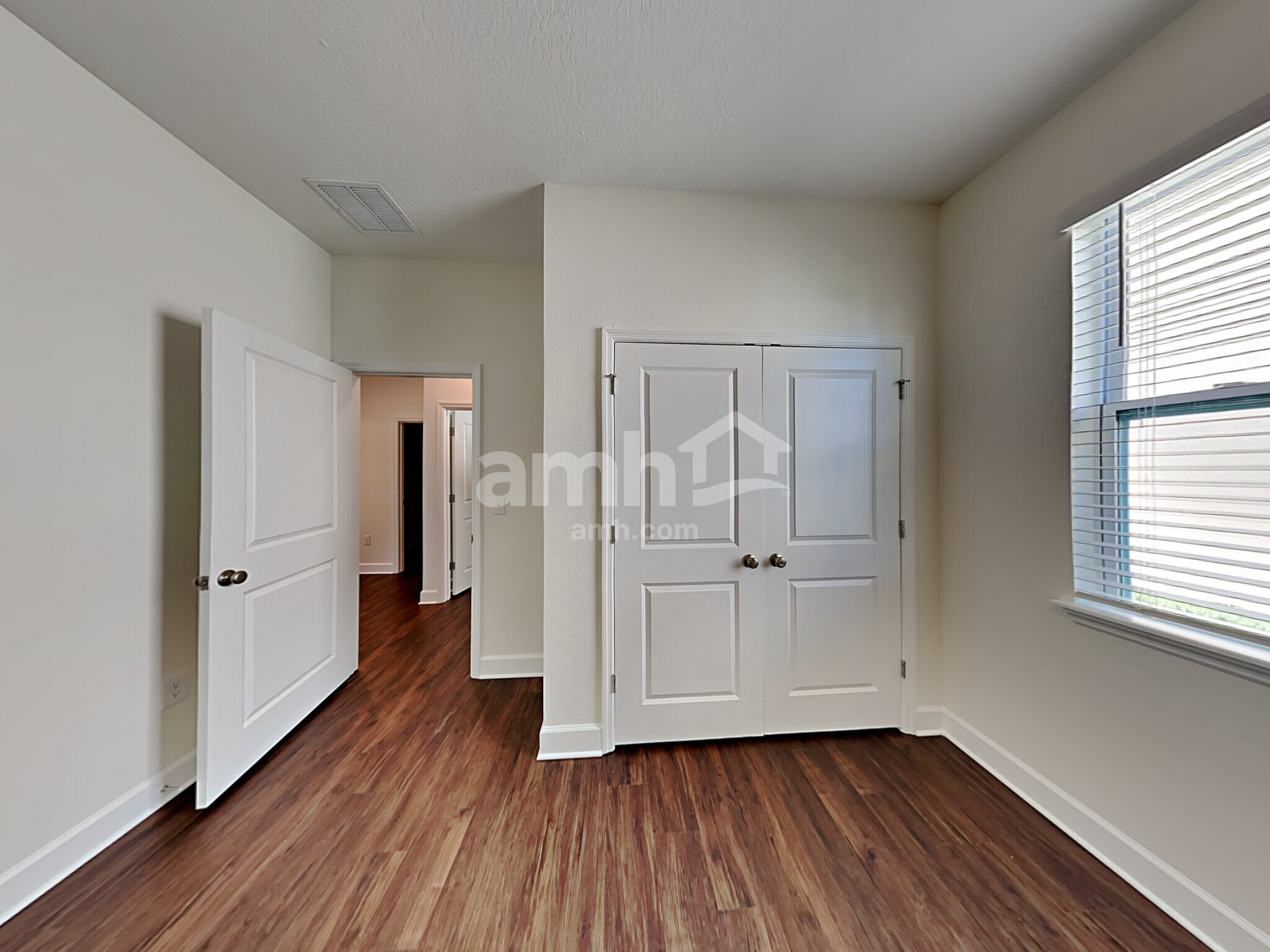 Building Photo - 2216 Saffron Walden Dr