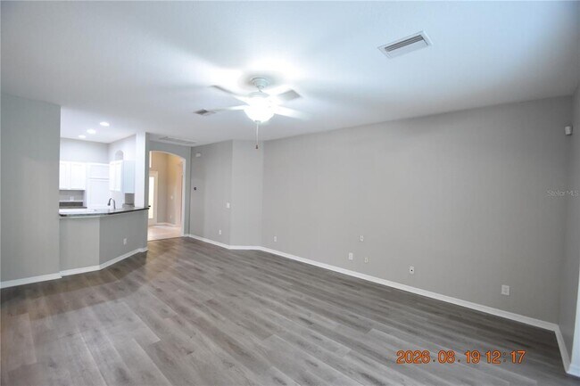 Building Photo - 644 Chesney Dr