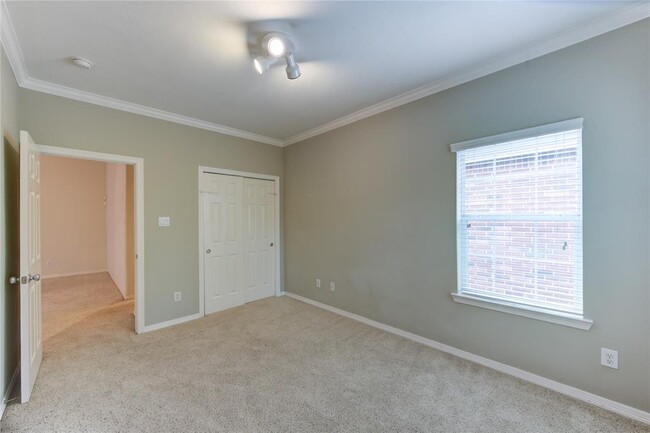 Building Photo - 13310 Olive Trail