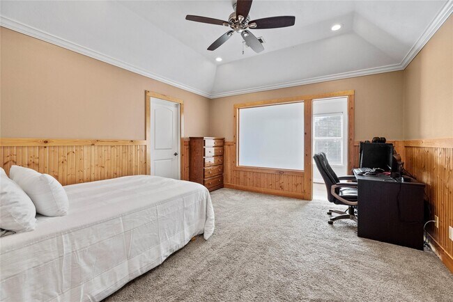 Building Photo - 903 Sugarfield Ct