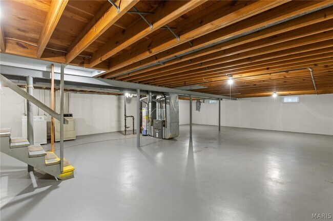 Building Photo - 1001 Schulte Rd