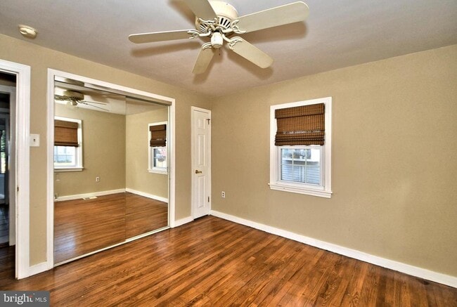 Building Photo - 660 Osborne Ave