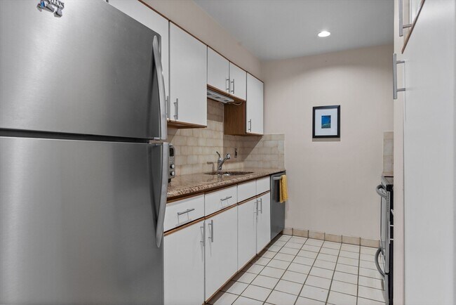 Building Photo - 50 Boatswains Wy