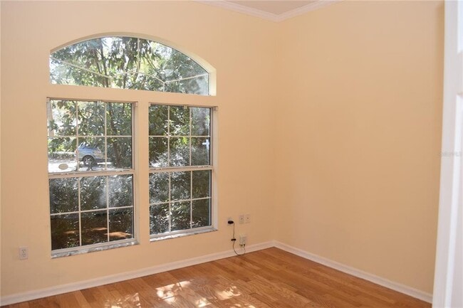 Building Photo - 2406 SW 98 Dr