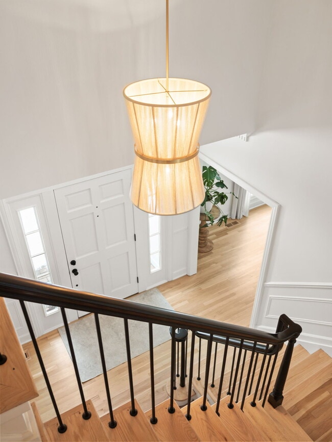 Building Photo - 3250 Chestnut Run Dr