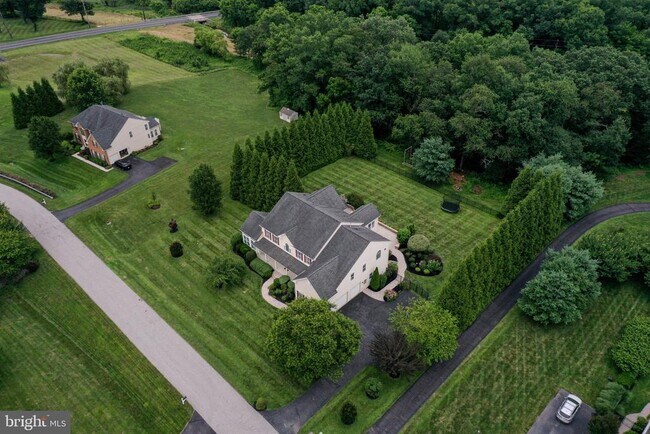 Building Photo - 602 Corsair Ct