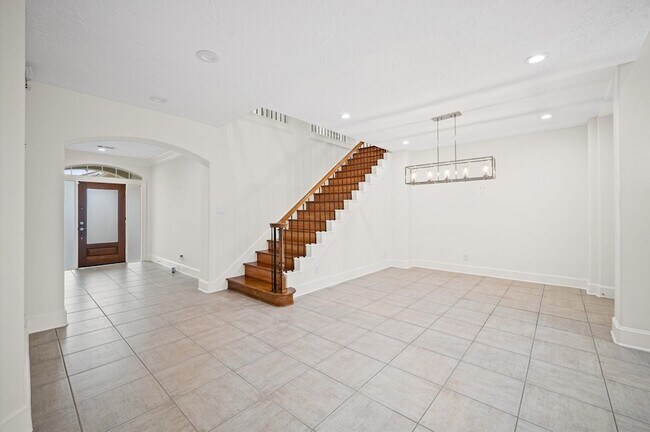 Building Photo - 14227 Flower Creek Ln