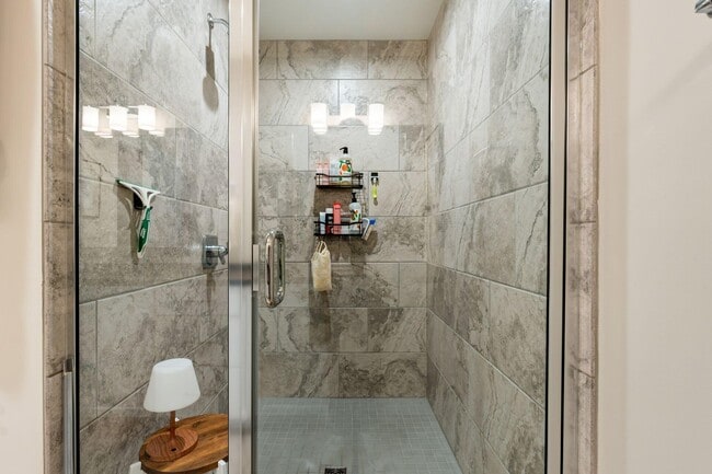 Building Photo - 90 Normandy Ave