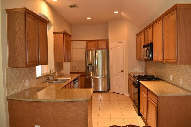 Building Photo - 26422 Meadow Dawn Ln