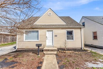 Building Photo - 12920 Leeila Ave