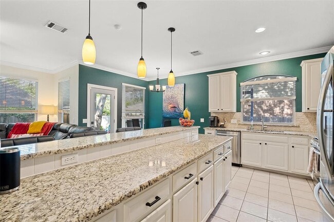 Building Photo - 4129 Travis Country Cir