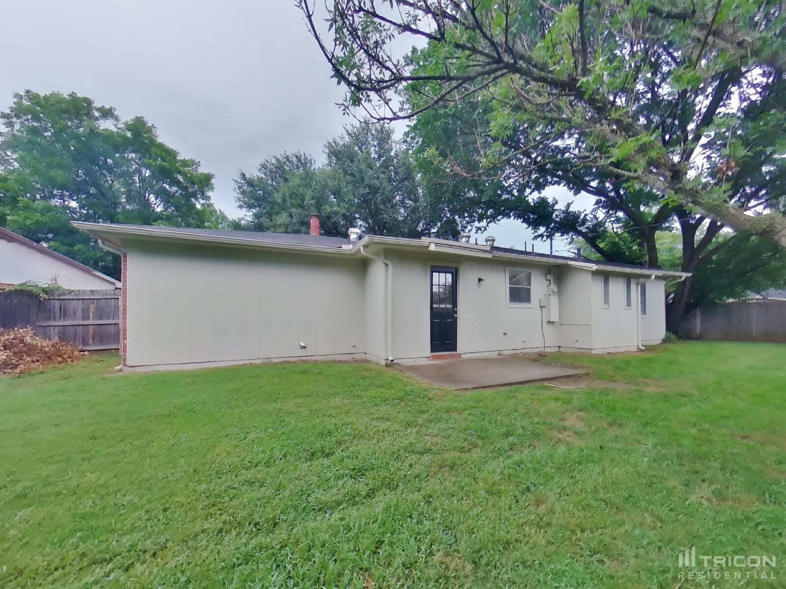 Building Photo - 4008 Segram Ct