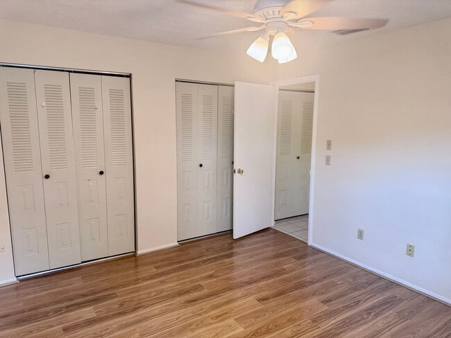 Building Photo - 2/1 Townhome Located in Carrollwood WITH G...