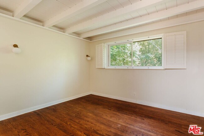 Building Photo - 2344 Sunset Heights Dr