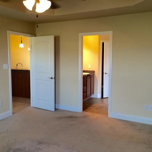 Building Photo - 108 Grantham Cir
