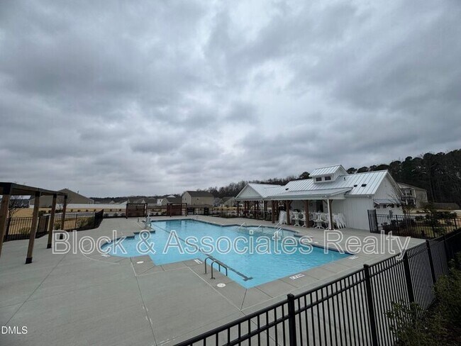 Building Photo - 51 Blue Aspen Dr