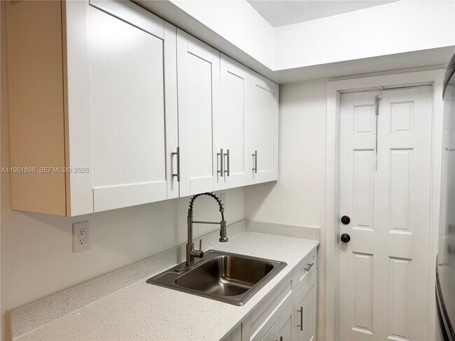 Building Photo - 31 NW 163rd St