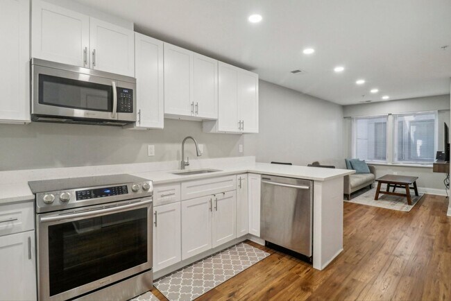 Primary Photo - Modern 2-Bedroom with In-Unit W/D on Georg...
