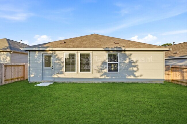 Building Photo - 25585 Rose Creek Dr