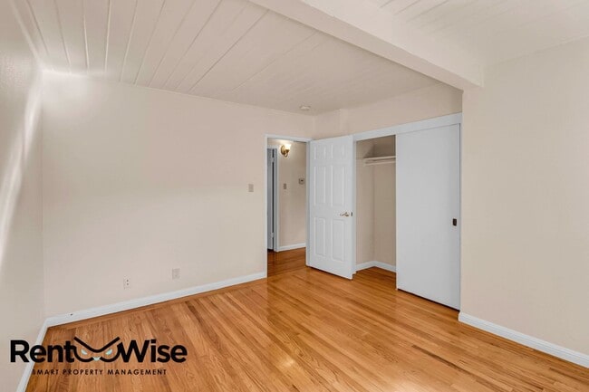 Building Photo - 4260 Ruthelma Ave