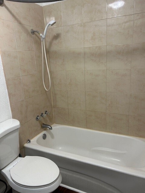 Building Photo - 10555 Turtlewood Ct