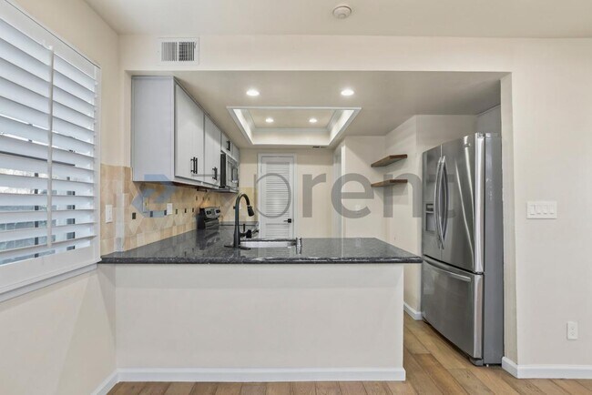 Building Photo - 5307 Port Sailwood Dr