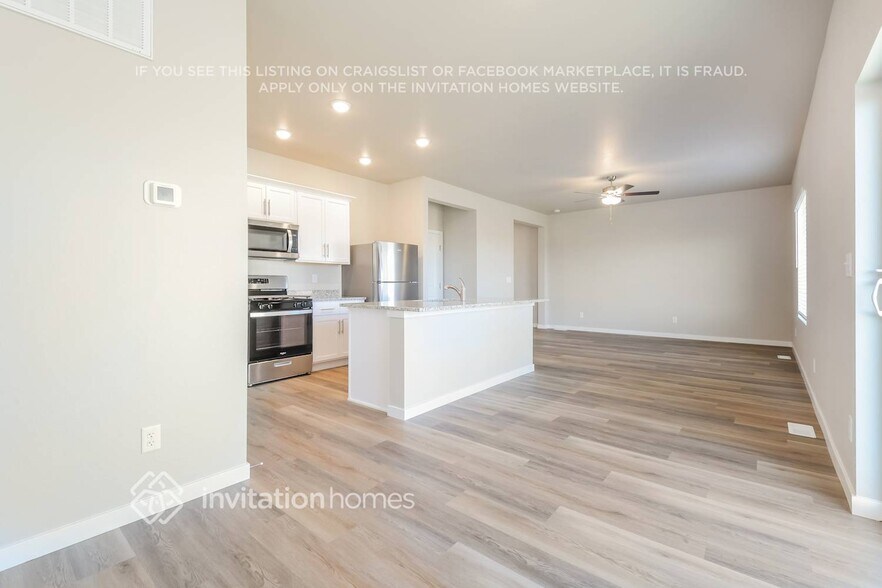 Building Photo - 7338 Green River Ave