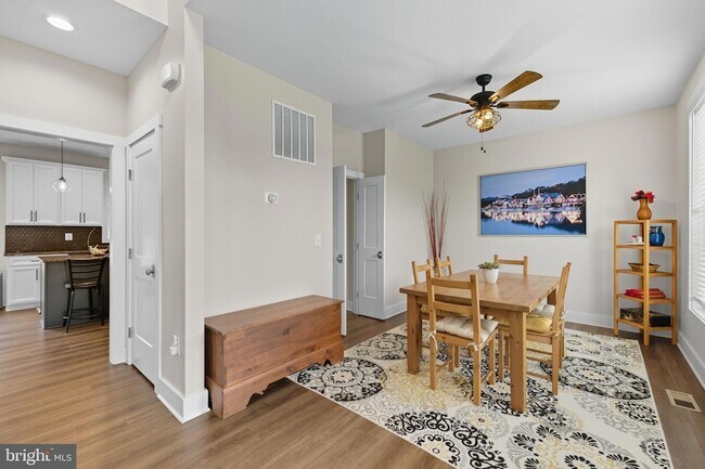 Building Photo - 8193 Major Watters Ct
