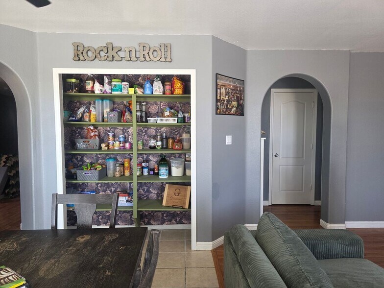 Building Photo - 10216 Calle Maravilla Ct NW