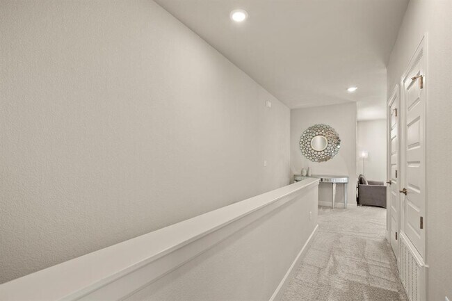 Building Photo - 8301 Orizzonte St
