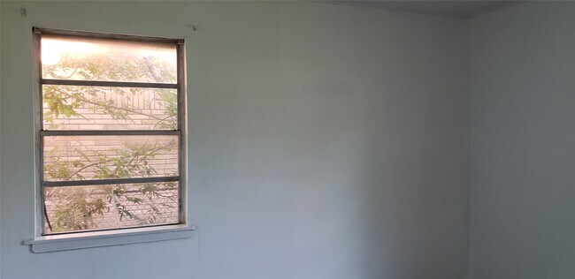 Building Photo - 4346 Dalmatian Dr