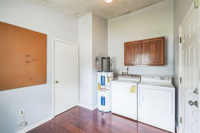 Building Photo - 2317 Valery Ct