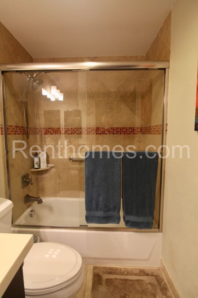 Building Photo - 2802 Piantino Cir