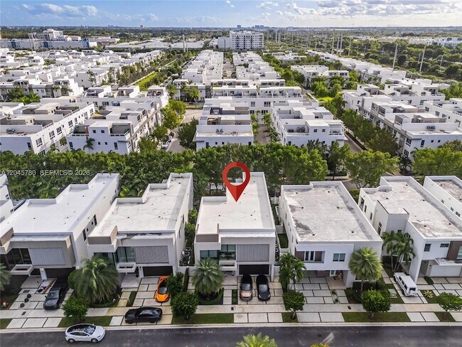Building Photo - 10540 NW 67th Terrace