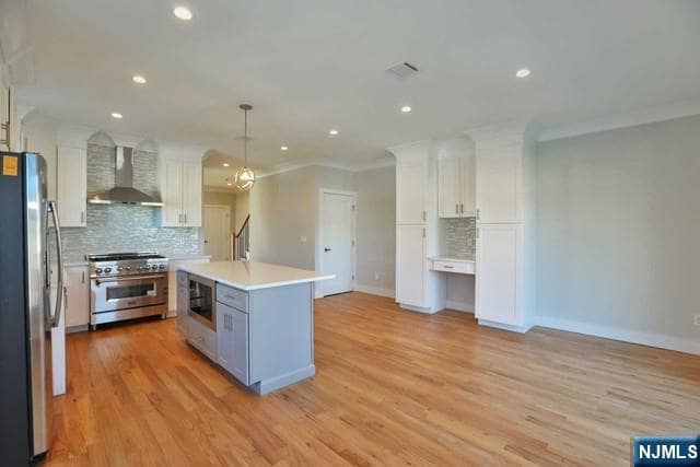 Building Photo - 463 Roff Ave