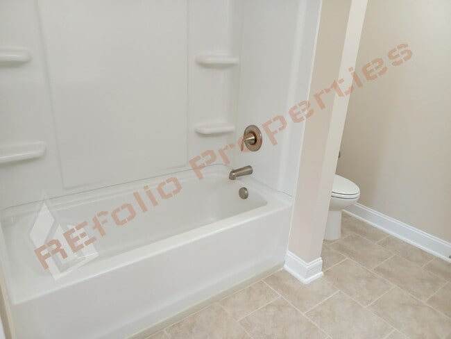 Building Photo - 414 Boscawen Ln