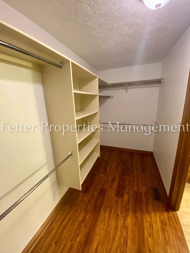 Building Photo - Beautiful 3 Bedroom Northside Home!
