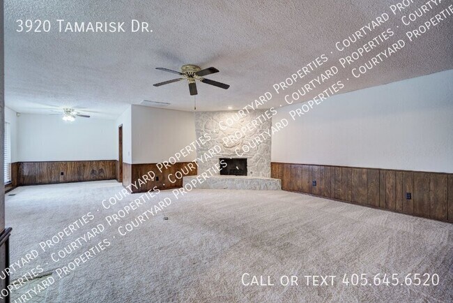 Building Photo - 3920 Tamarisk Dr