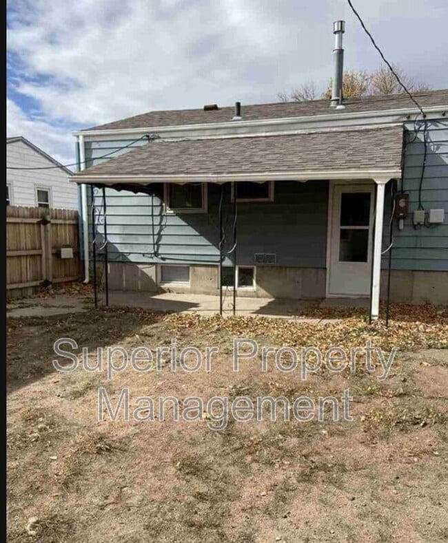 Building Photo - 1611 Crook Ave