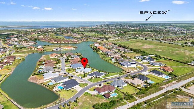 Building Photo - 4 Sawgrass Ct