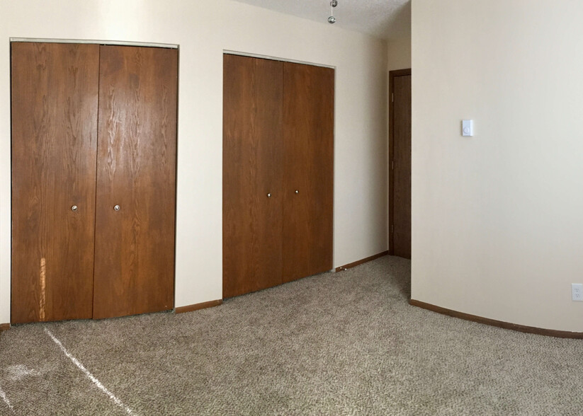 2nd Bedroom - 334 4th St N