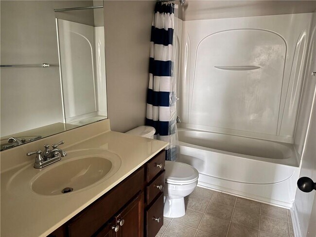 Building Photo - 1013 Nightfall Ct NW