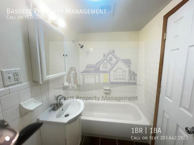 Building Photo - 847 Quinnipiac Ave