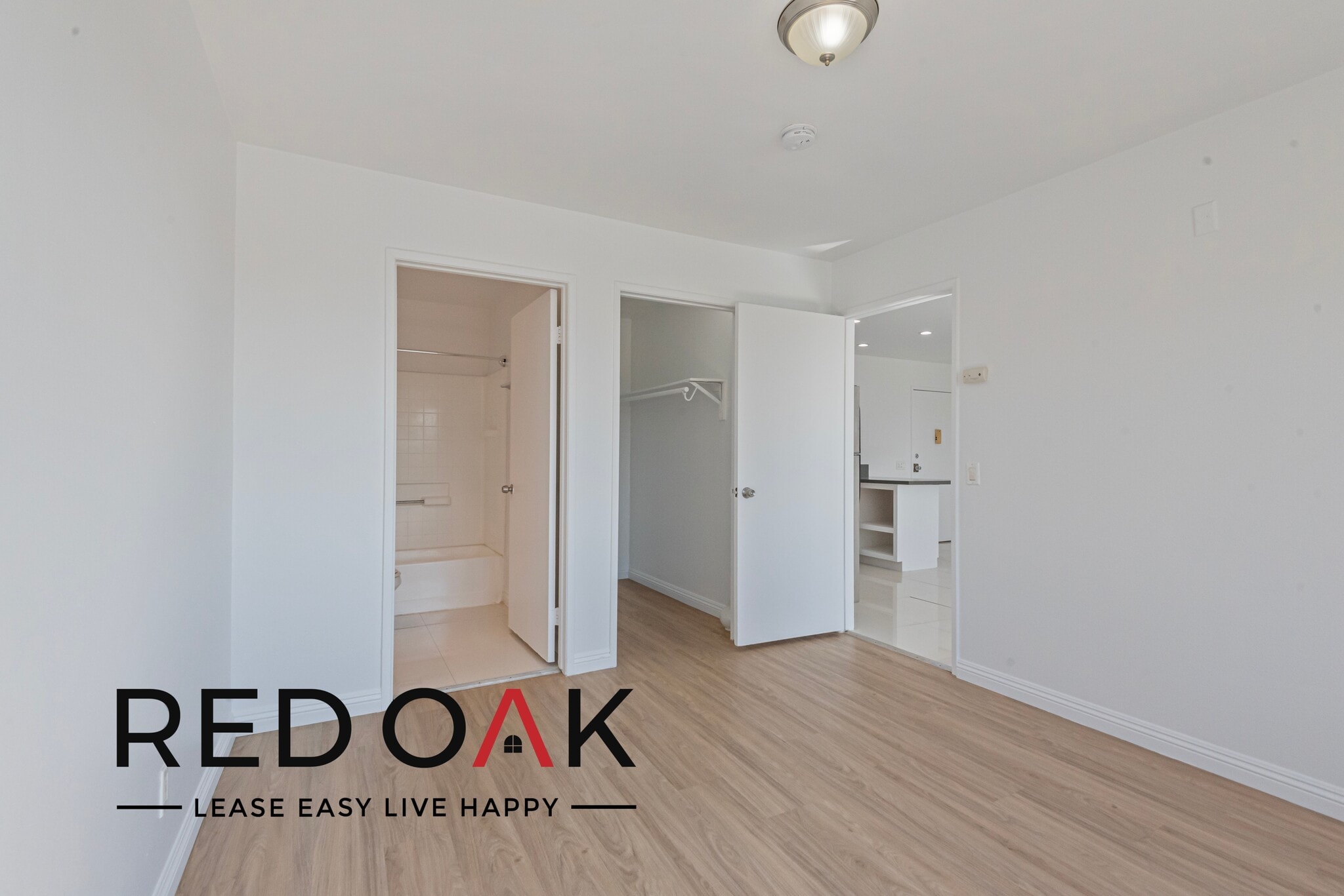 Building Photo - 3540 Fletcher Dr