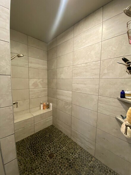 Building Photo - 3319 S 26th Ave