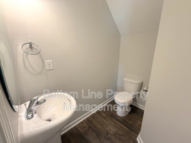 Building Photo - 6104 Guildford Hill Ln