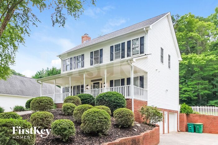 Building Photo - 6845 Greenbrook Dr