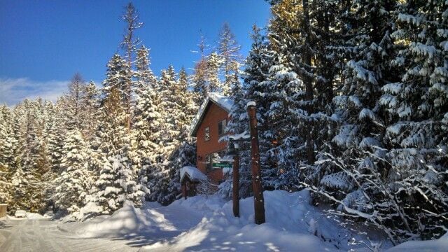 Building Photo - 3000 Big Mountain Rd
