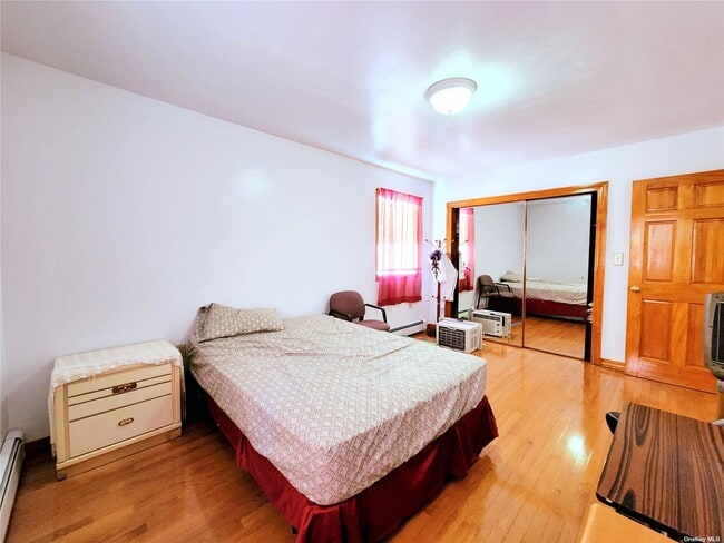 Building Photo - 40-50-50 Utopia Pkwy