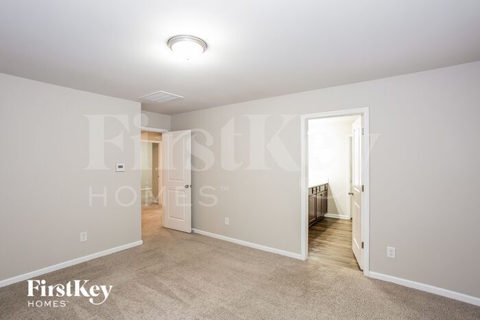 Building Photo - 9612 Hamel St